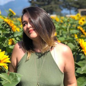 Meet your Posher, T'ea